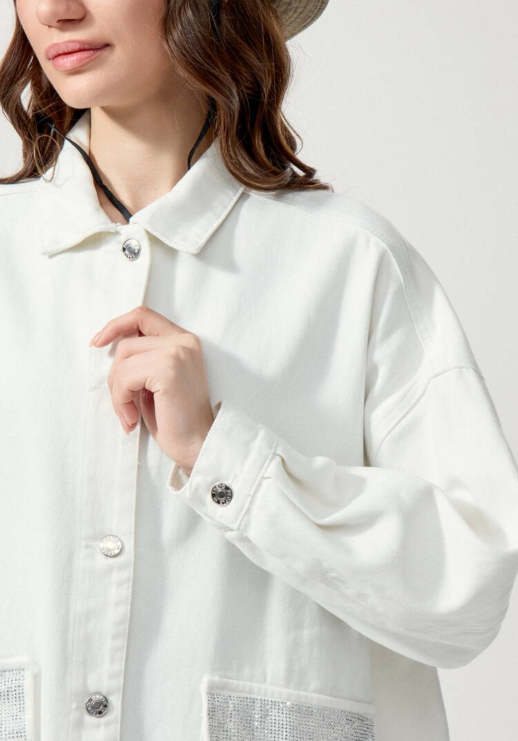 Джинсовая куртка со стразами на карманах шир.  750, рис. 36