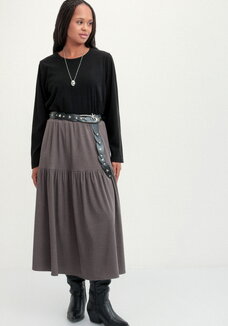 Юбка трикотажная свободного кроя на резинке