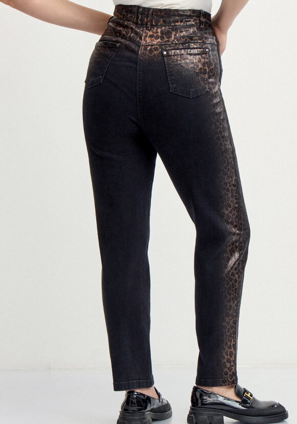 Джинсы с леопардовым напылением шир.  580, рис. 11