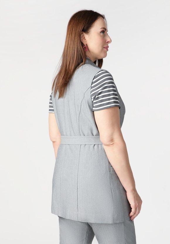 Жилет двубортный однотонный шир.  580, рис. 11