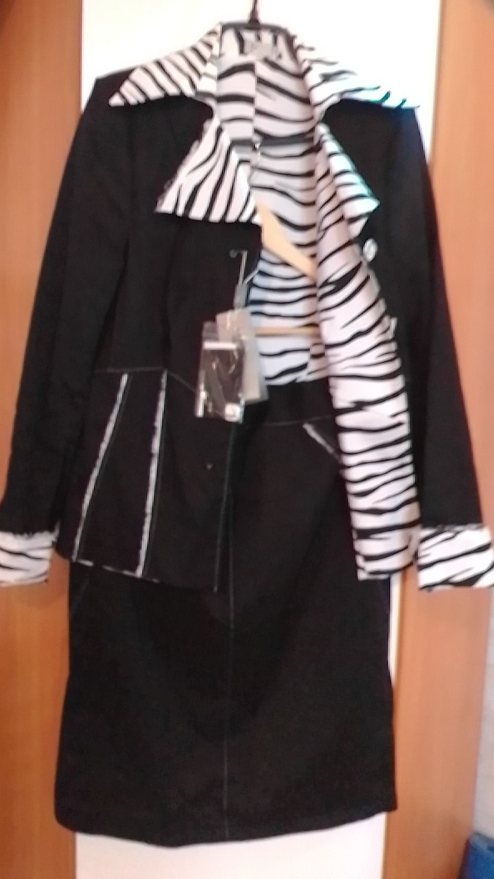 

Костюм женский классика-шик