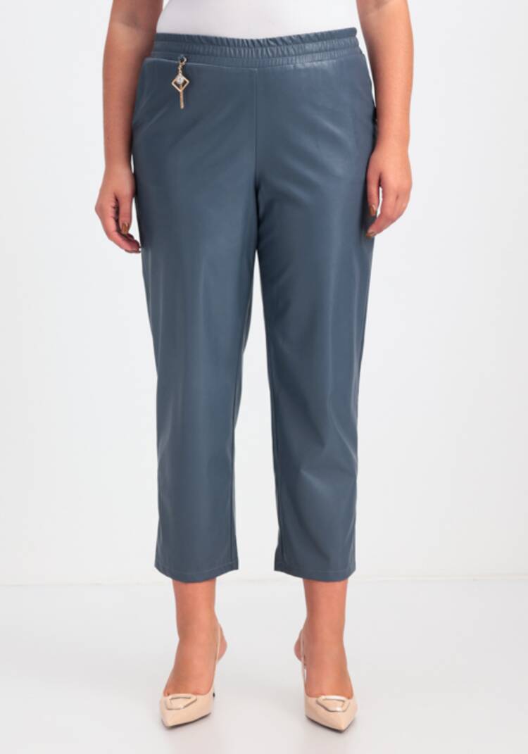 Брюки из экокожи длиной 7/8 шир.  750, рис. 13