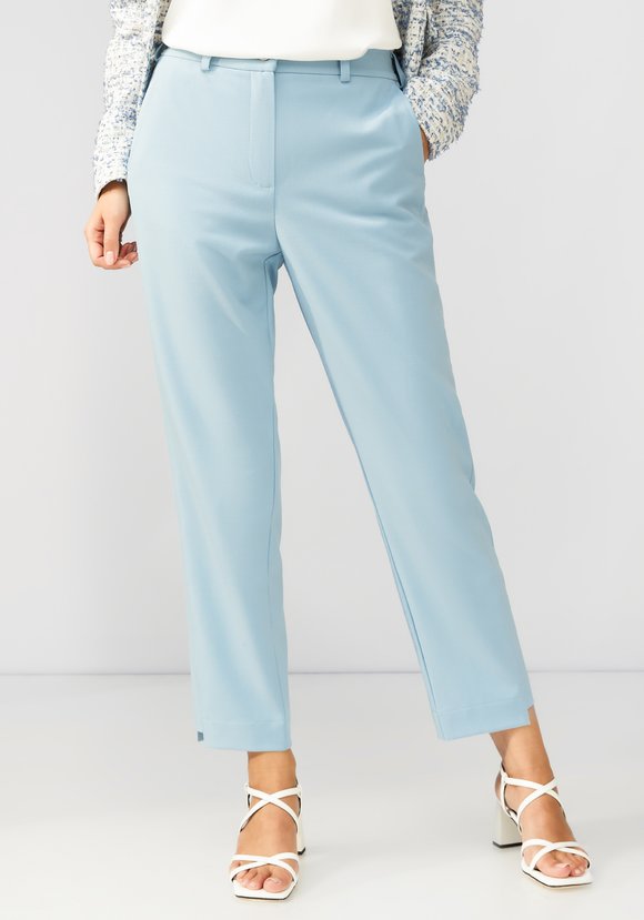 Брюки с конструктивным кроем шир.  580, рис. 1