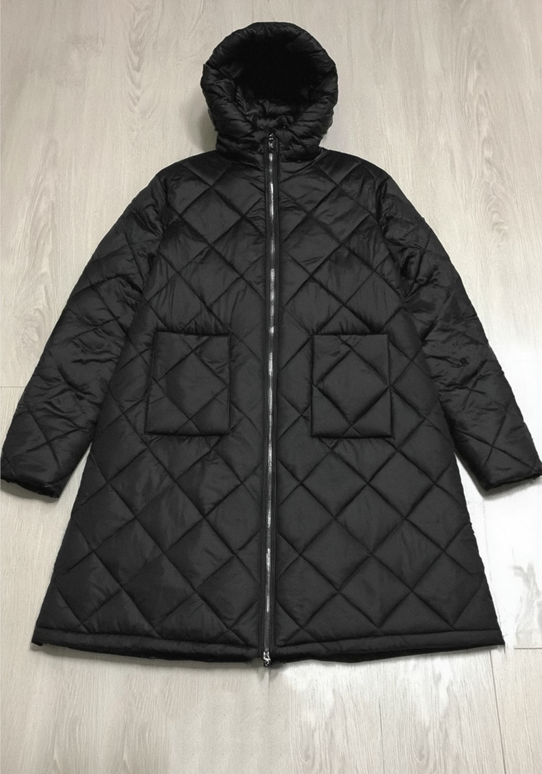 

Пальто стеганое с боковыми разрезами Resale, Черный