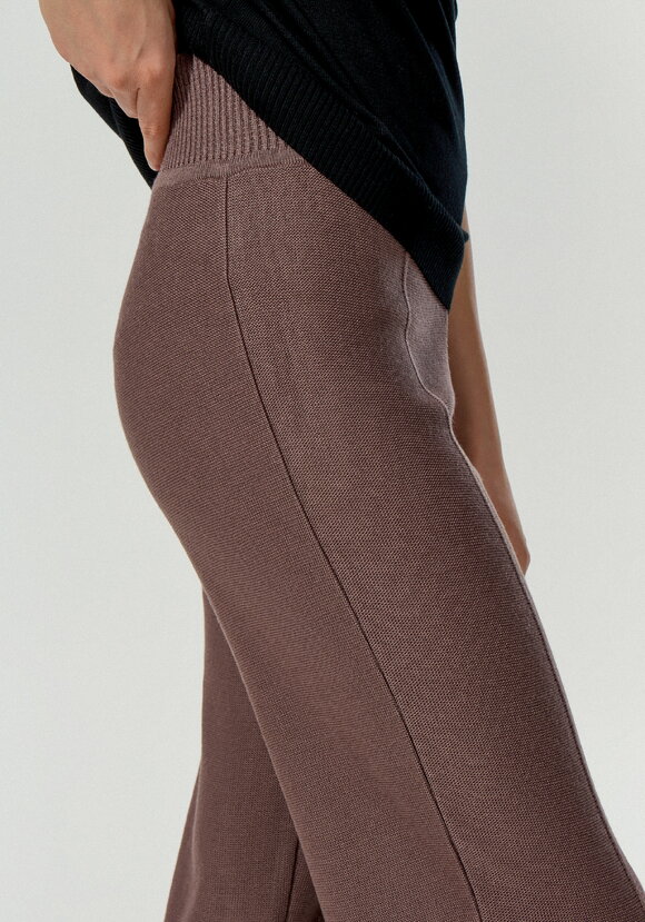 Брюки прямые вязаные со стрелкой шир.  580, рис. 5