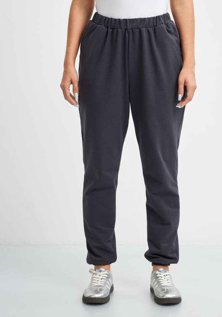 Брюки из трикотажа на резинке шир.  750, рис. 22