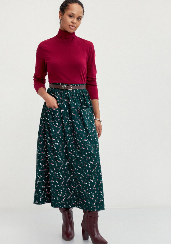 Юбка с оригинальными карманами впереди шир.  580, рис. 13