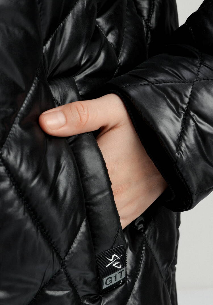 Куртка на молнии со стежкой ромбами шир.  750, рис. 17