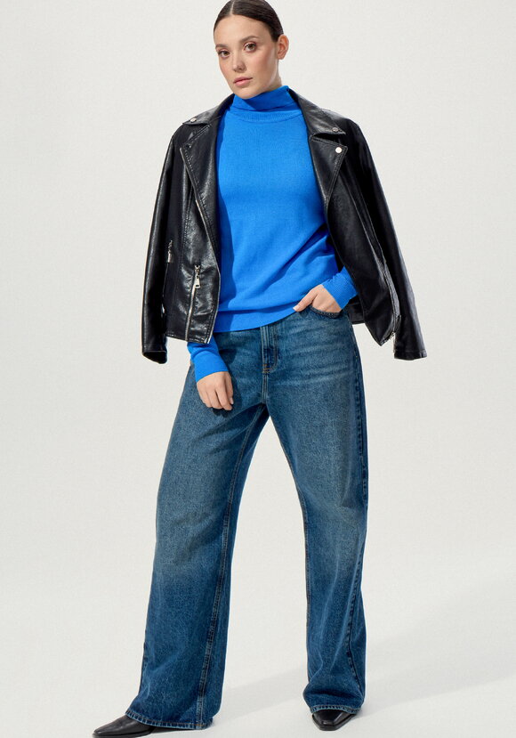 Джемпер с высоким воротником шир.  580, рис. 35