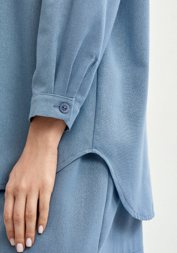 Рубашка на пуговицах изо льна шир.  580, рис. 6