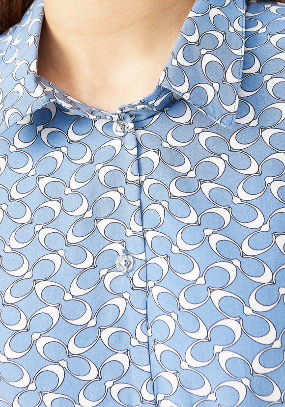 Блуза с отложным воротником на стойке шир.  580, рис. 12