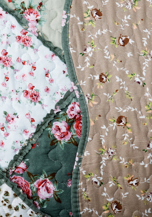 Покрывало с наволочками Печворк шир.  580, рис. 4