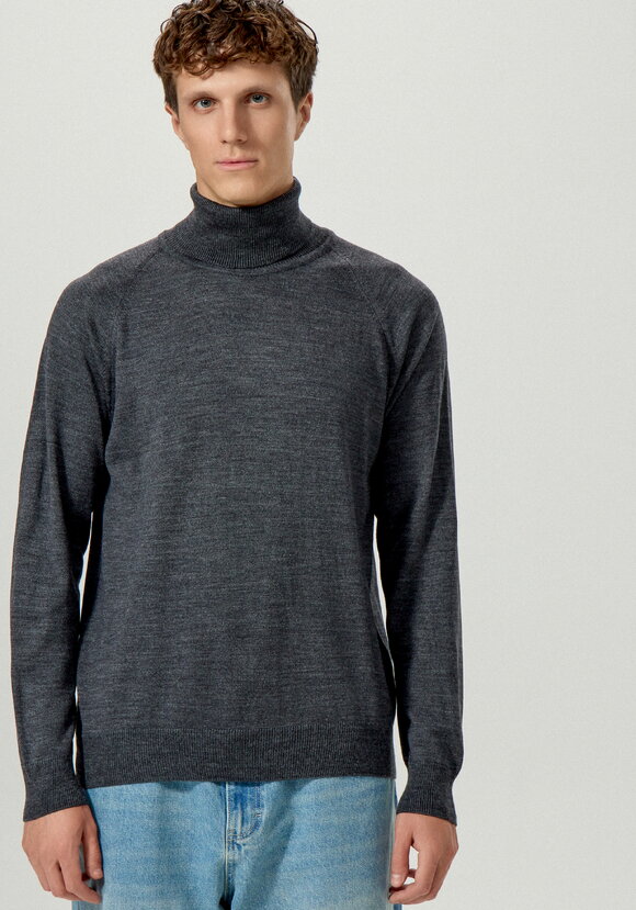 Свитер базовый с высоким воротом шир.  580, рис. 19