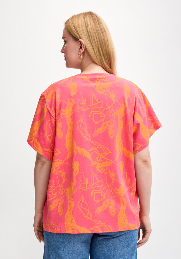 Блуза с оригинальным принтом и стразами шир.  580, рис. 9