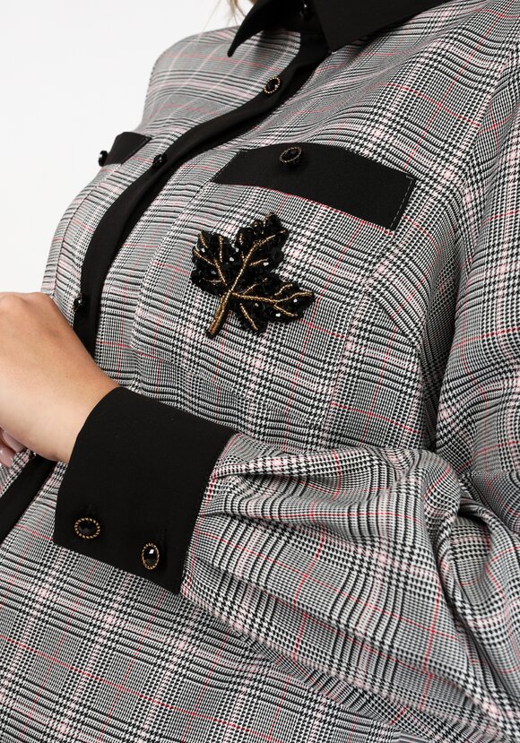 Рубашка в клетку с декоративным элементом шир.  580, рис. 8