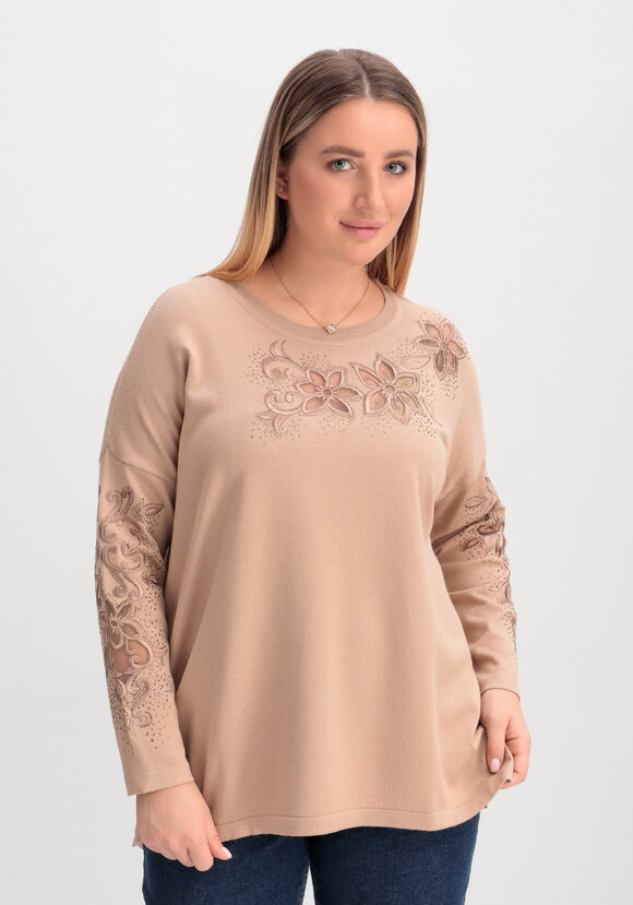 Джемпер с декоративной цветочной вышивкой шир.  580, рис. 4