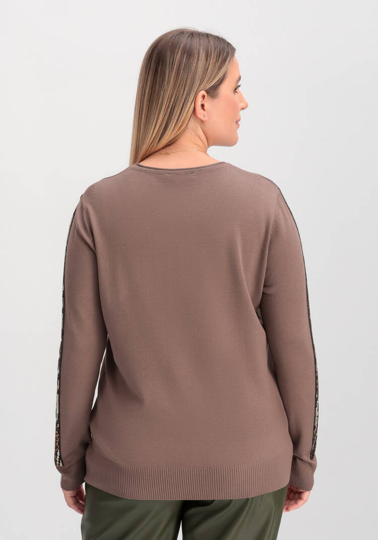 Джемпер с лампасами и карманом из страз шир.  750, рис. 3