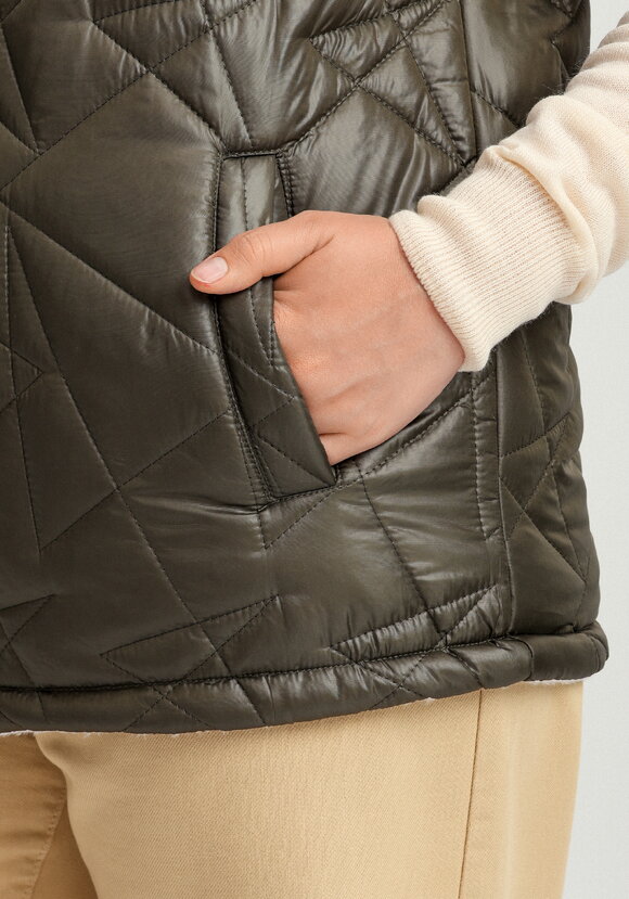 Жилет двусторонний стеганый шир.  580, рис. 23