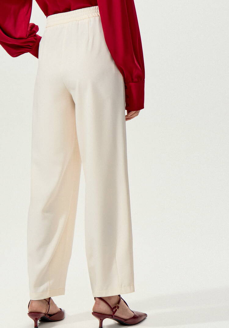 Брюки со складками свободные шир.  750, рис. 9