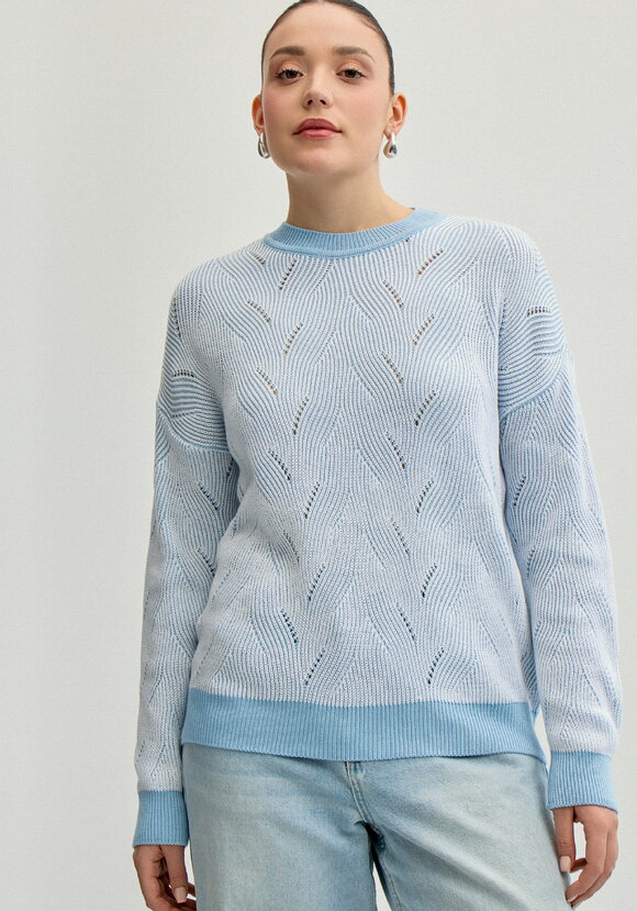 Джемпер с фактурным орнаментом шир.  580, рис. 20