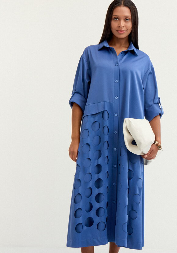 Платье А-силуэта с перфорацией шир.  580, рис. 18