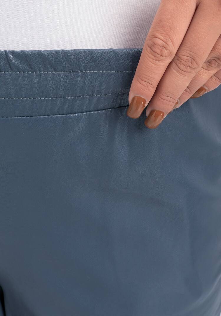 Брюки из экокожи длиной 7/8 шир.  750, рис. 15