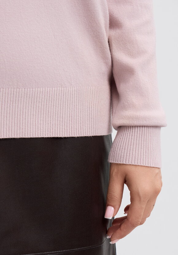 Водолазка Азалия шир.  580, рис. 36