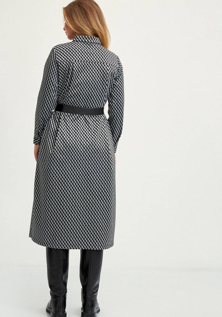 Платье-рубашка с длинным рукавом на манжете шир.  750, рис. 3