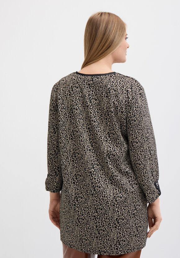 Туника контранстной отделки шир.  580, рис. 3