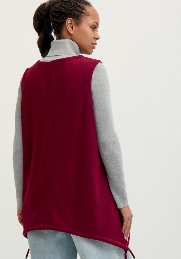 Жилет на кулиске по низу шир.  580, рис. 11