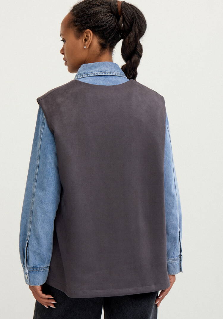 Жилет на молнии из замши шир.  750, рис. 11