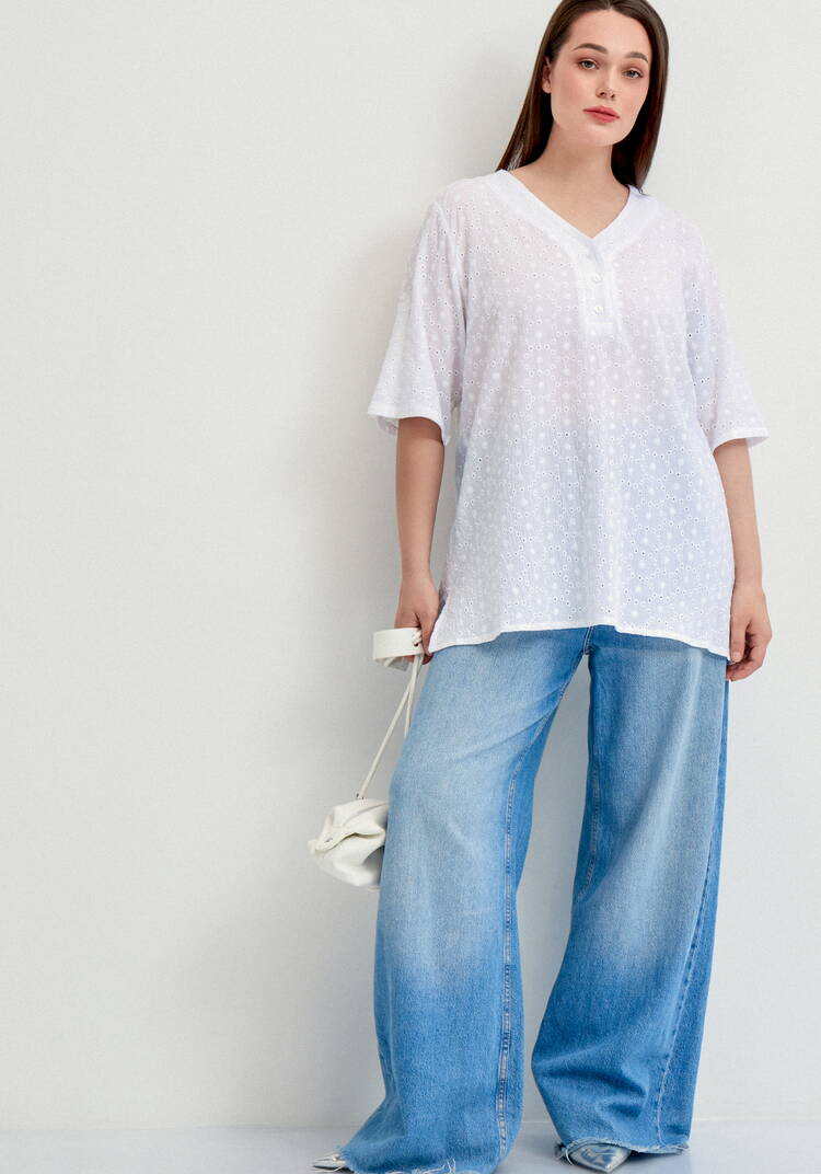 Блуза с V-образным вырезом из шитья шир.  750, рис. 17