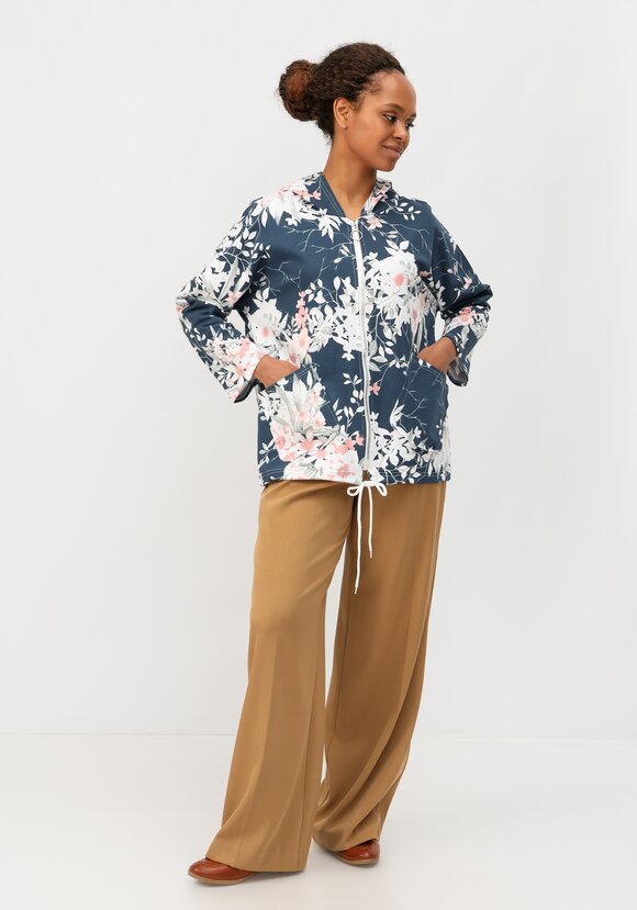 Жакет с цветочным принтом и капюшоном шир.  580, рис. 7