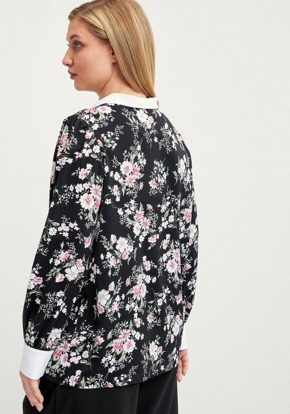 Блуза с контрастным воротникoм шир.  580, рис. 11