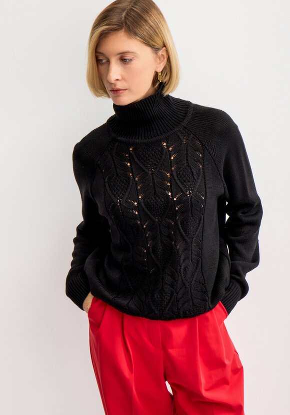 Свитер с ажурным рисунком шир.  580, рис. 53