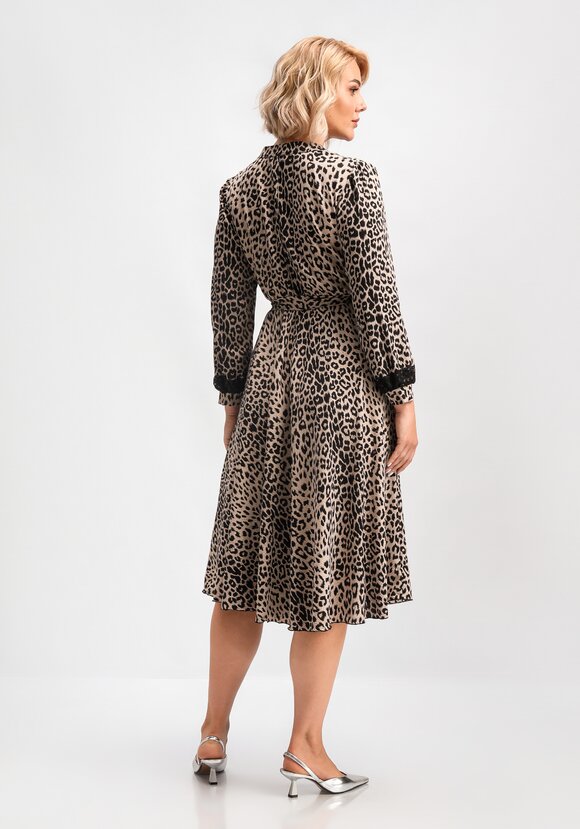 Платье с кружевом и анималистичным принтом шир.  580, рис. 12