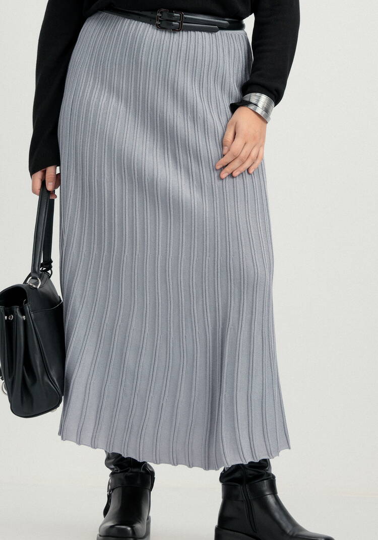 Юбка A-образного силуэта с имитацией плиссе шир.  750, рис. 18