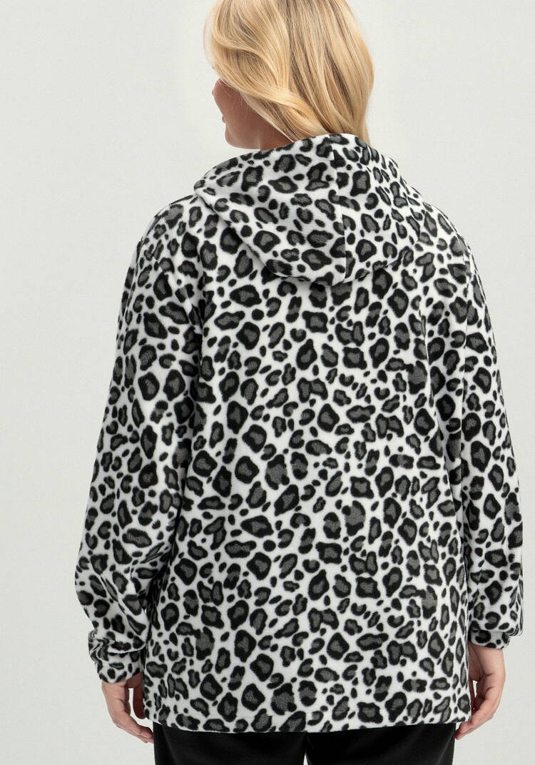 Толстовка из флиса с анималистичным принтом шир.  750, рис. 20