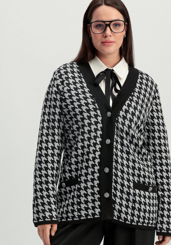 Кардиган с орнаментом гусиная лапка шир.  580, рис. 11