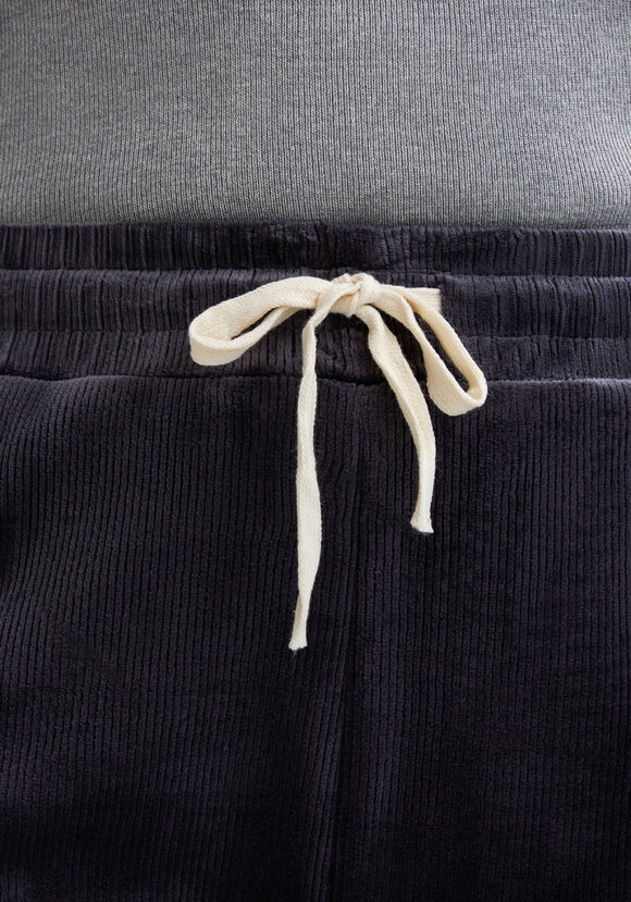 Брюки вельветовые утепленные шир.  580, рис. 11