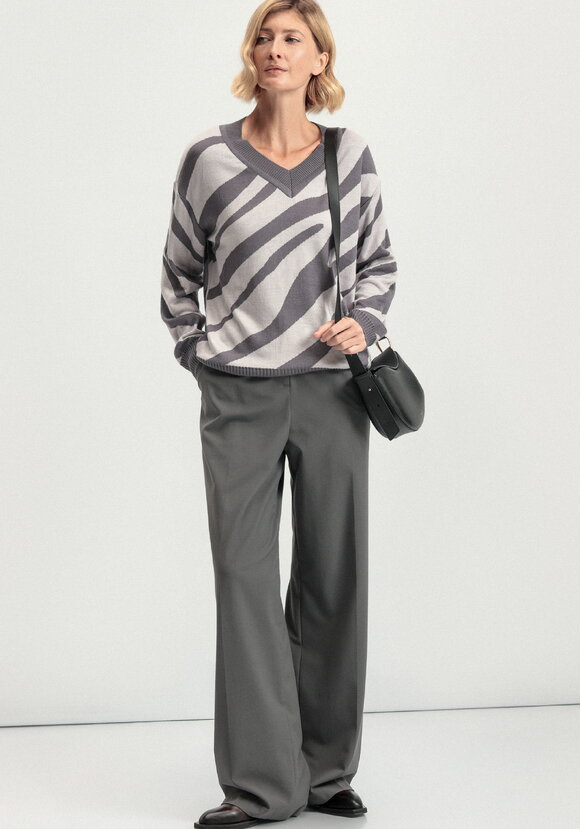 Джемпер с принтом зебра шир.  580, рис. 11