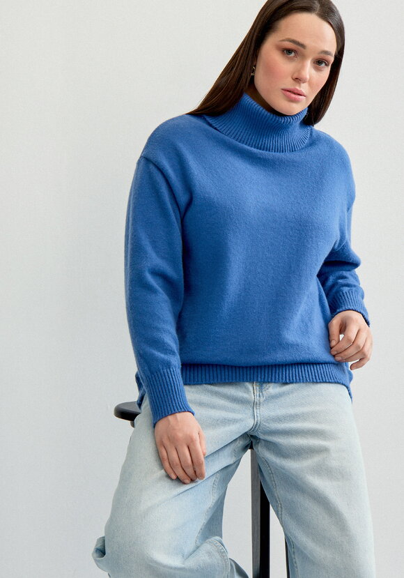 Свитер с объемным воротом шир.  580, рис. 31