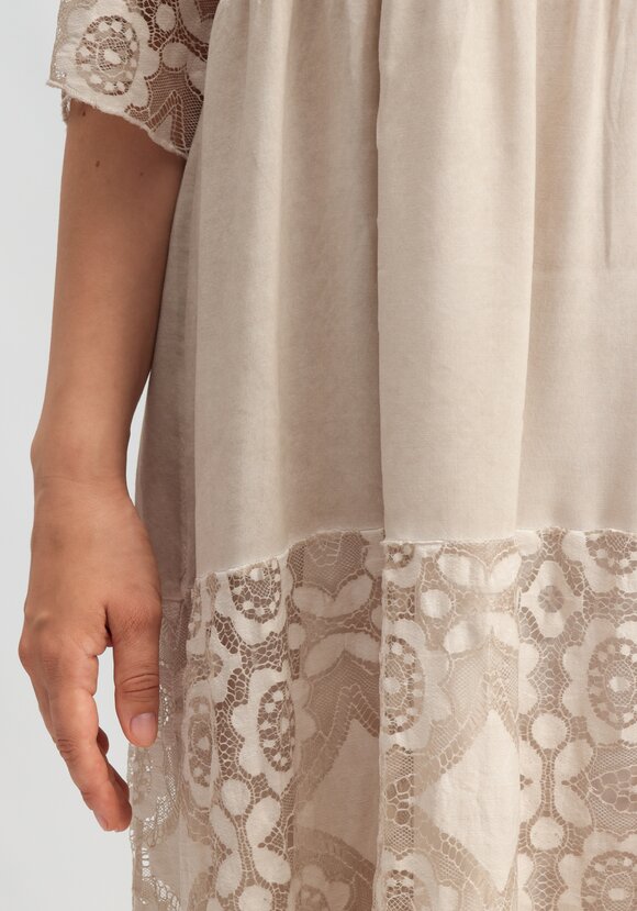 Платье ярусное кружевное шир.  580, рис. 6