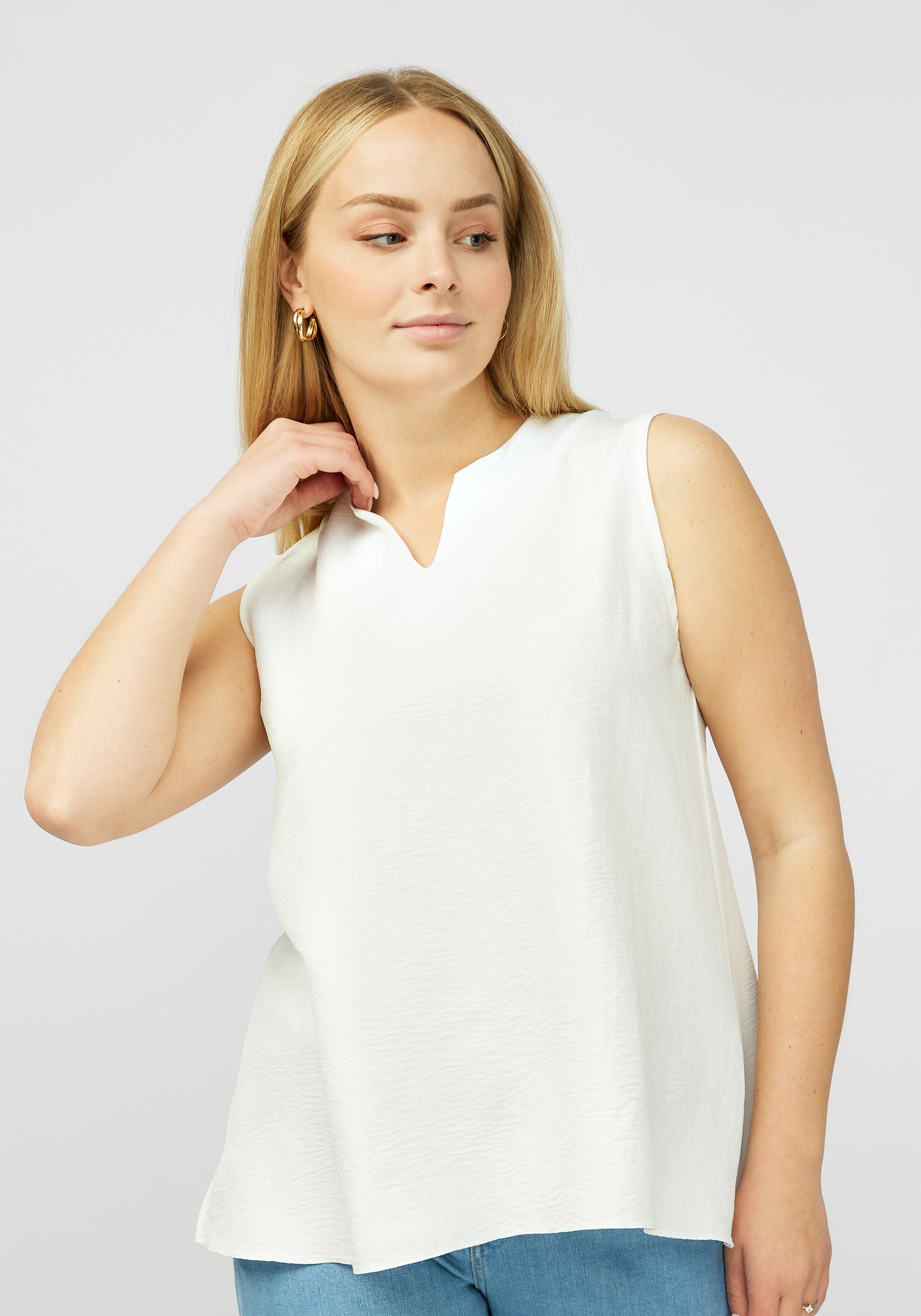 Блуза без рукавов с V образным вырезом VeraVo, размер 52, цвет белый - фото 5
