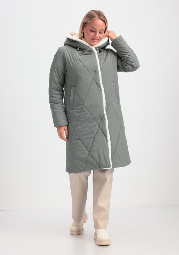 Пальто с меховой опушкой и капюшоном шир.  580, рис. 29