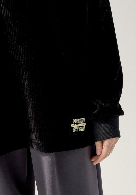 Поло с меховым воротником шир.  580, рис. 13