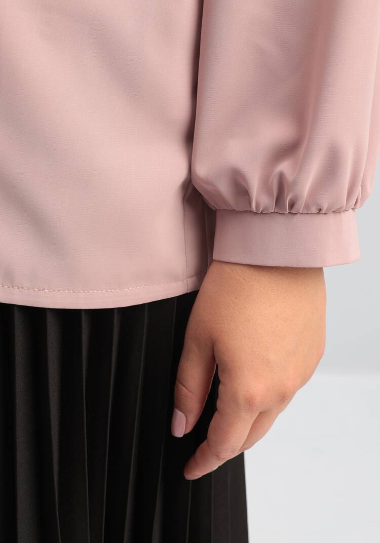 Блуза на пуговицах с декоративными складками шир.  750, рис. 14