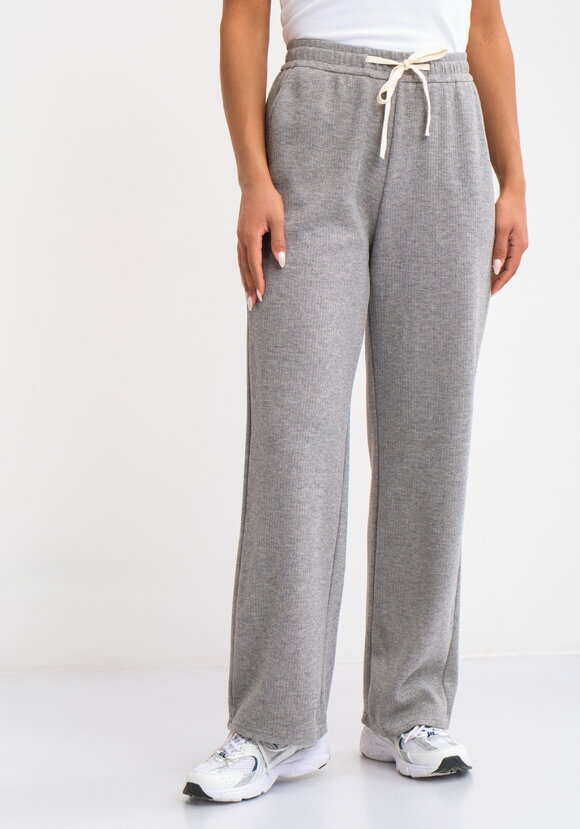 Брюки прямые от бедра на резинке шир.  580, рис. 10