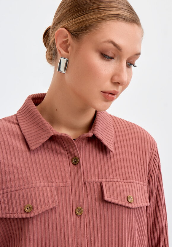 Рубашка из крупного вельвета шир.  580, рис. 13