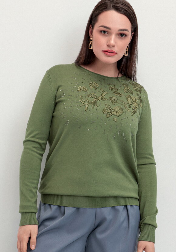 Джемпер с цветочной вышивкой и стразами шир.  580, рис. 11